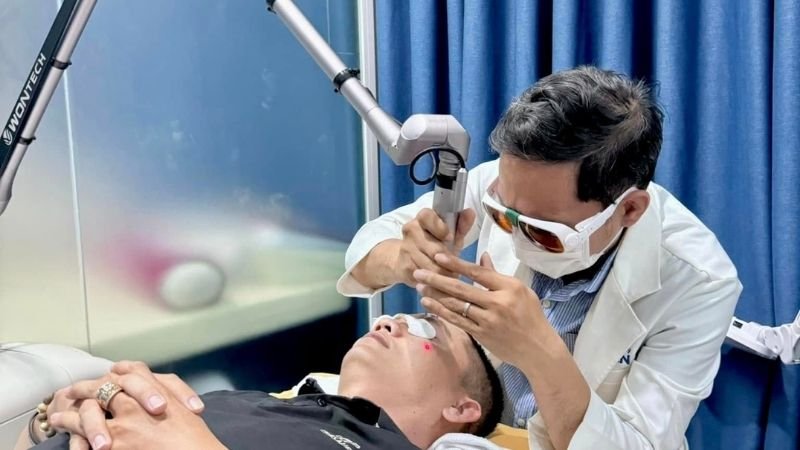 Nâng mũi sau bao lâu thì được lột mụn
